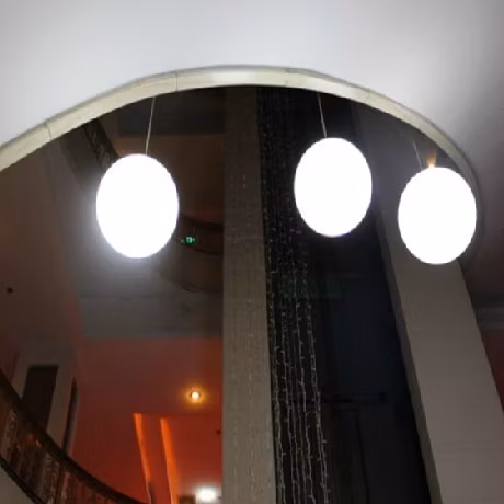 Best Effect LED Hanging Shinning Ball Manual Control Many Size